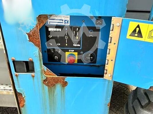 Hefplatform Genie GS 4390