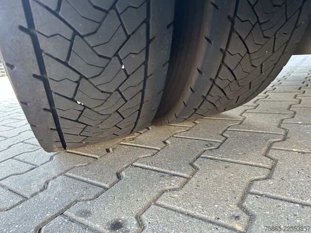 Standaard-SZM Mercedes-Benz Actros 1845 Gigaspace / Tacho V2 / 503 dkm / Bl...