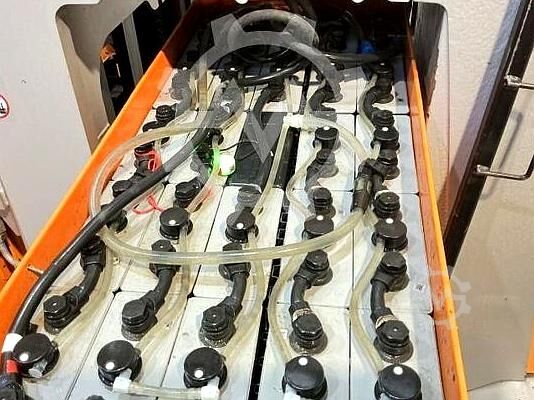 Sipariş toplama makinesi Still MX-X