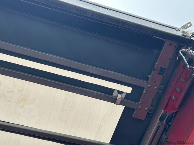 Skjutbar presenning DAF LF 210 FA / 12 Ton / 502 dkm / Curtainside / Lo...
