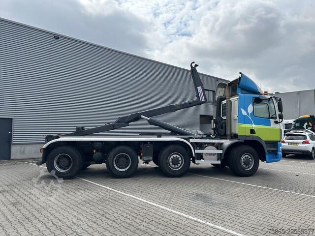 Sistema de braço de gancho Ginaf / DAF CF 460 X 4243 TS 8x6 / VDL Hooklift 30 To...