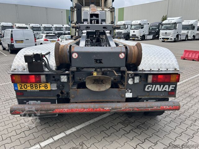 Sistema a braccio con gancio Ginaf / DAF CF 460 X 4243 TS 8x6 / VDL Hooklift 30 To...