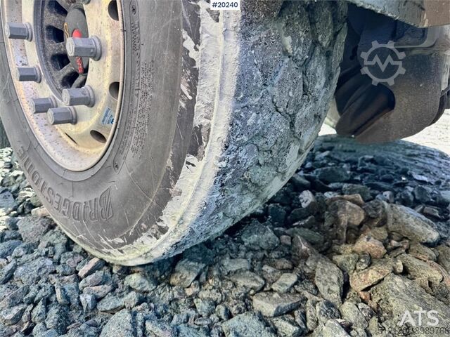 Wywrotka Carnehl Tippsemi. Slightly used.