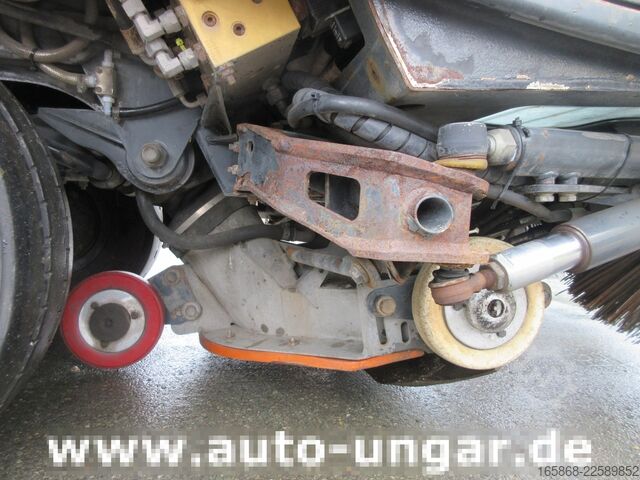 Zamiatarka drogowa Johnston CN 201 Kleinkehrmaschine Euro 6 Diesel