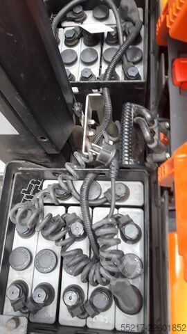 Stivuitor manual TOYOTA BT SWE 080L
