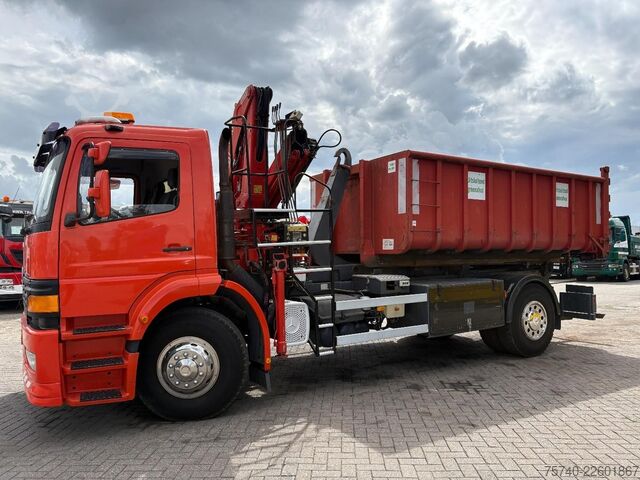 Sistem de braț cu cârlige Mercedes-Benz Axor 1928 + FASSI F110A-- 2X EXT. + HAAKARM SYS...
