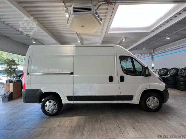 Furgão de teto alto PEUGEOT Boxer 2,2 HDI Hoch+Lang*L2-H2*Garantie*AHK