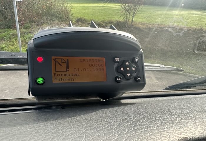 Billenő teherautó Volvo FM12-460 8x4 Kipper