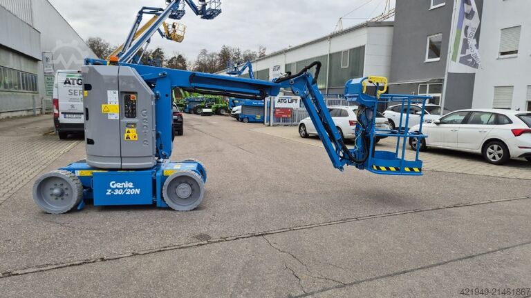 Scharnierend telescopisch platform Genie Z-30/20N