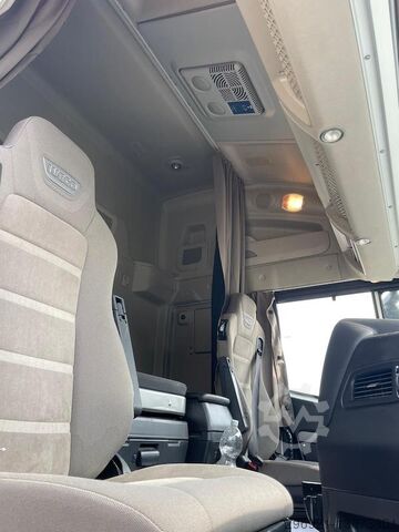 Platós ponyvás Iveco STRALIS AD260S46Y/PS