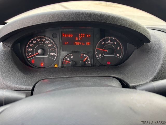 Furgoneta caja FIAT Ducato 35 L5H1 Koffer mit LBW  E6 Klima Navi