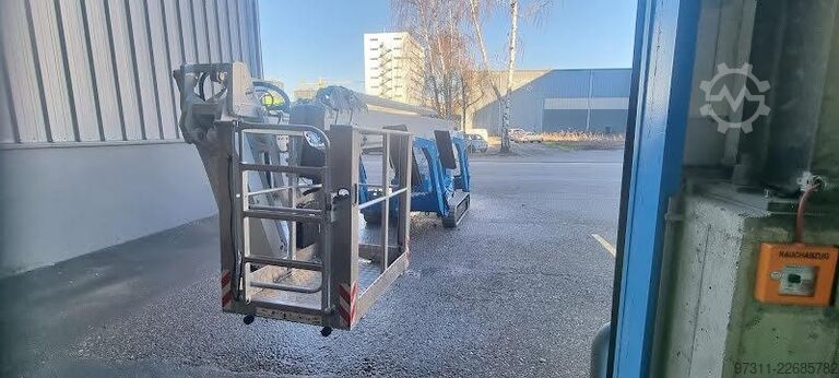 Hefplatform Teupen LEO 36 T