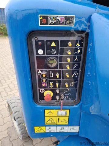 Scharnierende telescopische hoogwerker JLG E400AJPN