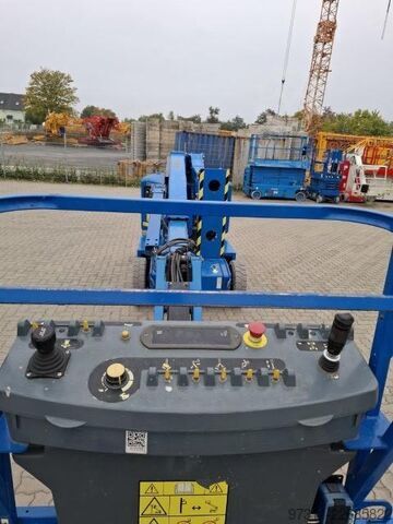 Scharnierende telescopische hoogwerker JLG E400AJPN