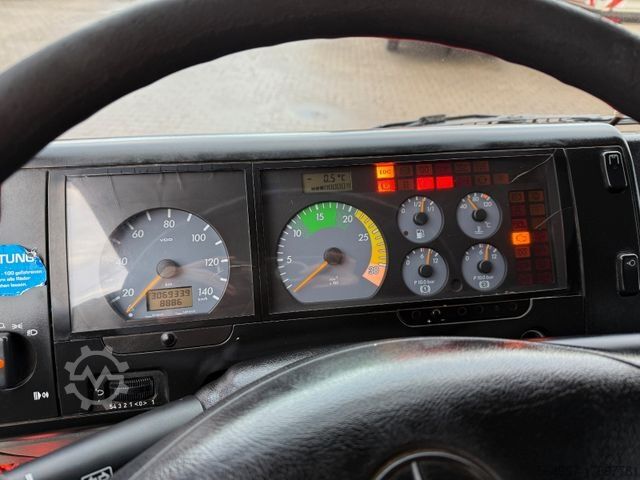 Transporter mit Pritsche & Plane MERCEDES-BENZ 816 D Vario DOKA Pritsche Plane 2x AHK