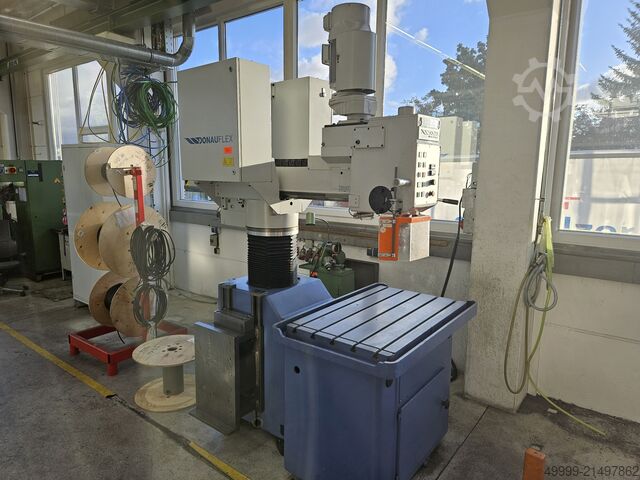 Yüksek hızlı radyal matkap makinesi Donau Donauflex 135