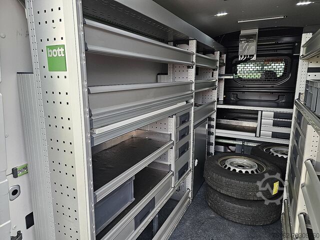 Bestelauto VOLKSWAGEN CRAFTER 35 2.0 L3H3 LED Navi!