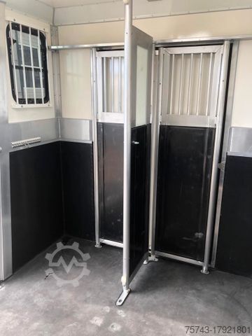 Rimorchio per trasporto cavalli  2 A Hengstemodell,Sattelk. mit Bett
