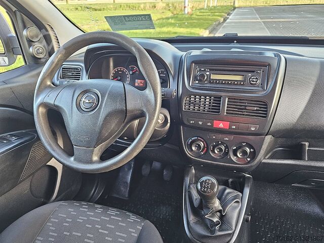 Yüksek tavanlı istasyon vagonu OPEL COMBO 1.3