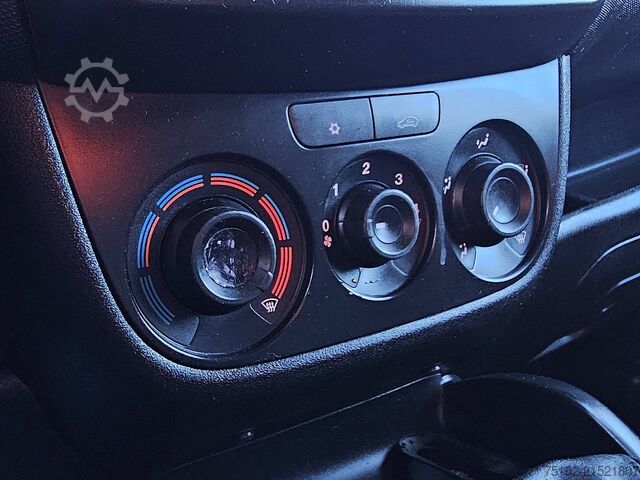 Yüksek tavanlı istasyon vagonu OPEL COMBO 1.3