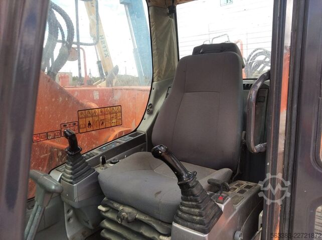 Excavadora sobre orugas Doosan DX235LCR