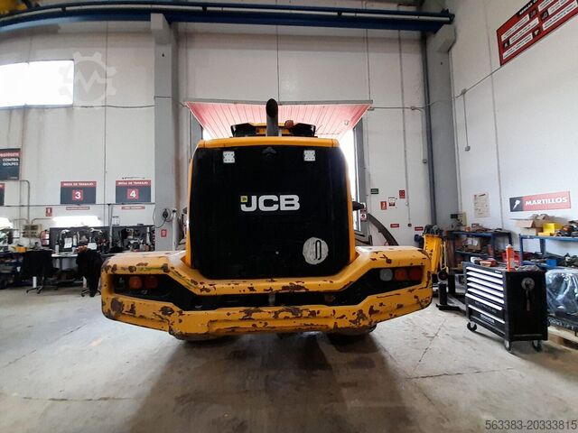 Kerekes rakodó JCB 457ZX