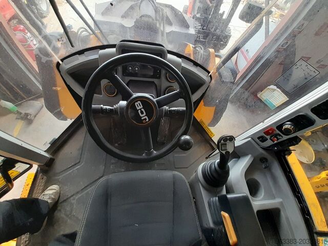 Kerekes rakodó JCB 457ZX