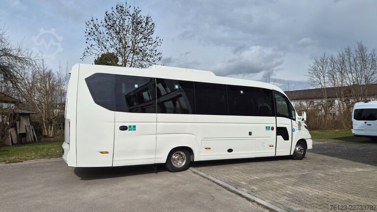 Kleinbus IVECO 2x Daily 70 Lagerfahrzeug Ferqui Sunrise 2,5 m B