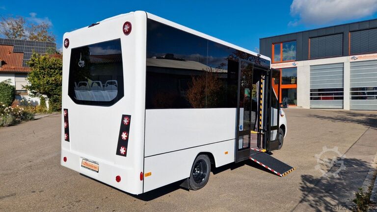 Stadtbus MERCEDES-BENZ Frontniederflur Sprinter 517 / 4 er Bestuhlung