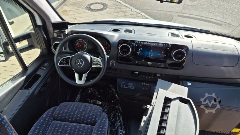 Stadtbus MERCEDES-BENZ Frontniederflur Sprinter 517 / 4 er Bestuhlung