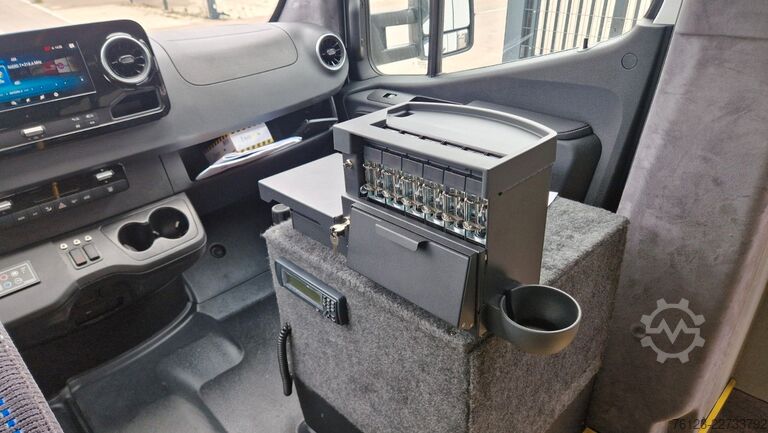 Stadtbus MERCEDES-BENZ Frontniederflur Sprinter 517 / 4 er Bestuhlung