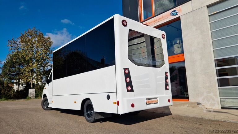 Stadtbus MERCEDES-BENZ Frontniederflur Sprinter 517 / 4 er Bestuhlung