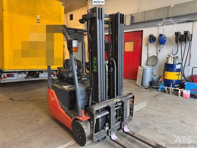 Forklift Toyota BET15 Electric Forklift.