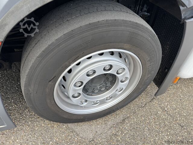 Actros 1845 LS nRL StreamSpace, με επιβραδυντή Mercedes-Benz Actros 1845 LS nRL StreamSpace, Retarder