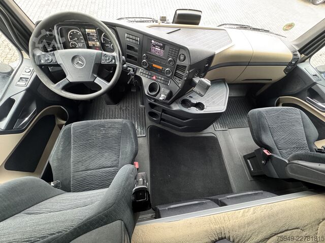 Actros 1845 LS nRL StreamSpace, με επιβραδυντή Mercedes-Benz Actros 1845 LS nRL StreamSpace, Retarder