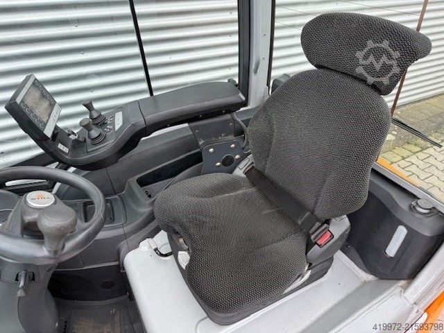 Electric 4-wheel forklift Still RX20-20P