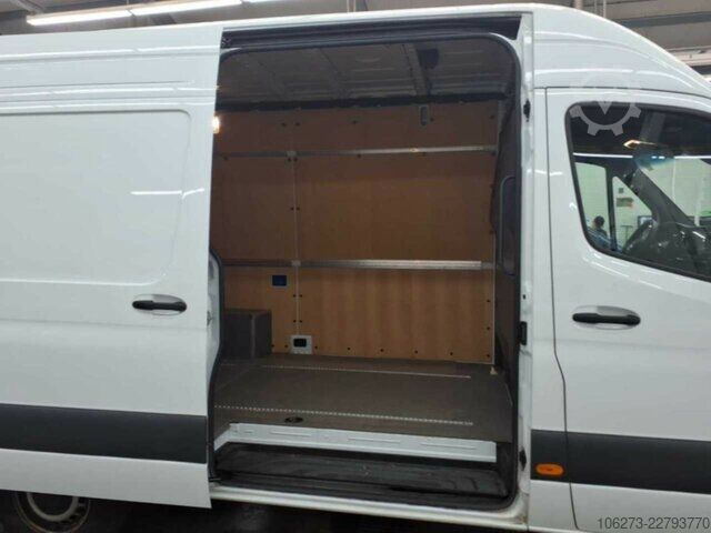 Fourgon Mercedes-Benz Sprinter 317 CDI,L2H2,Automatik,Kamera,Navi
