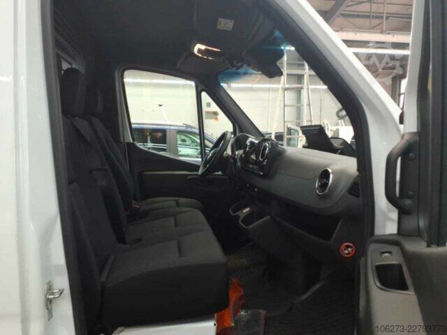 Fourgon Mercedes-Benz Sprinter 317 CDI,L2H2,Automatik,Kamera,Navi