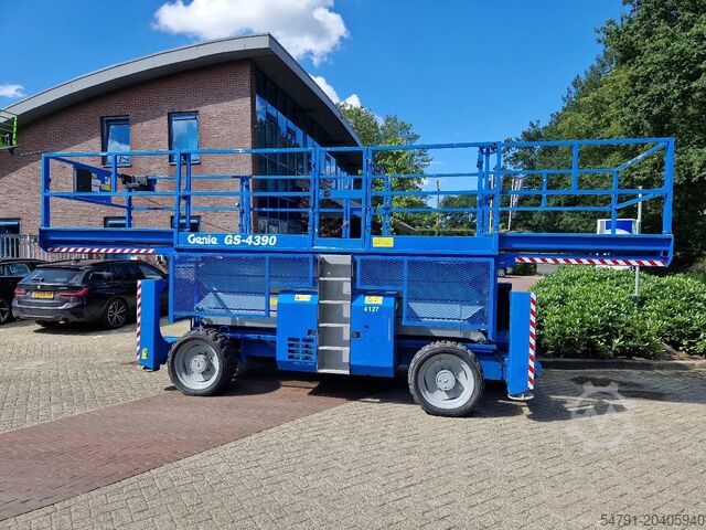 Schaarlift Genie GS-4390 (15,5 mtr werkhoogte)