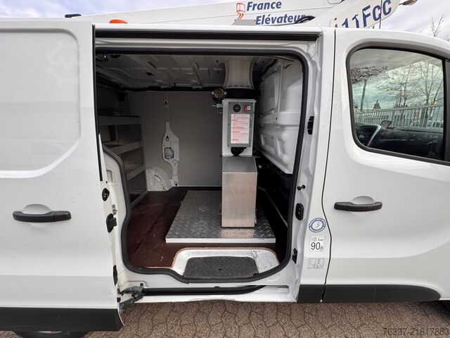 Work platform Renault Trafic III  Steiger France Elevateur 111