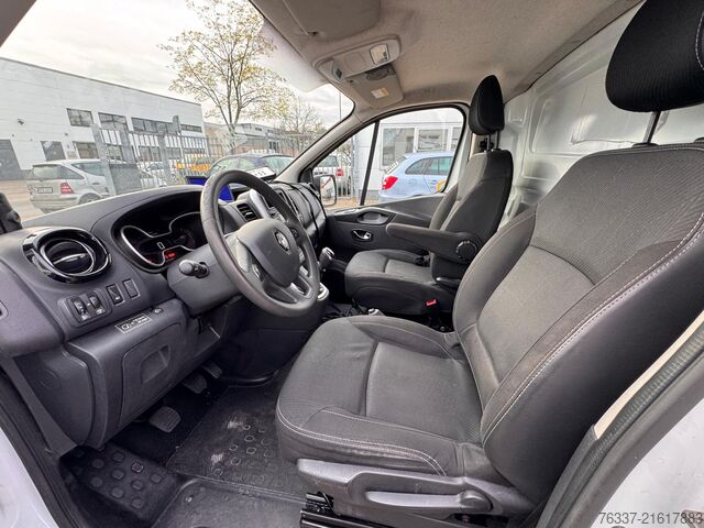 Work platform Renault Trafic III  Steiger France Elevateur 111