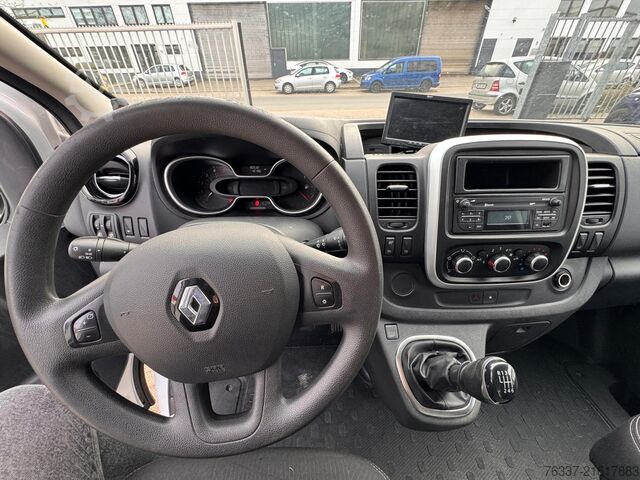 Work platform Renault Trafic III  Steiger France Elevateur 111