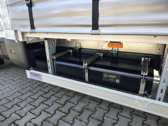 Curtain sider van IVECO Daily 70C18HA8 Plane LBW BackSleeper SOFORT