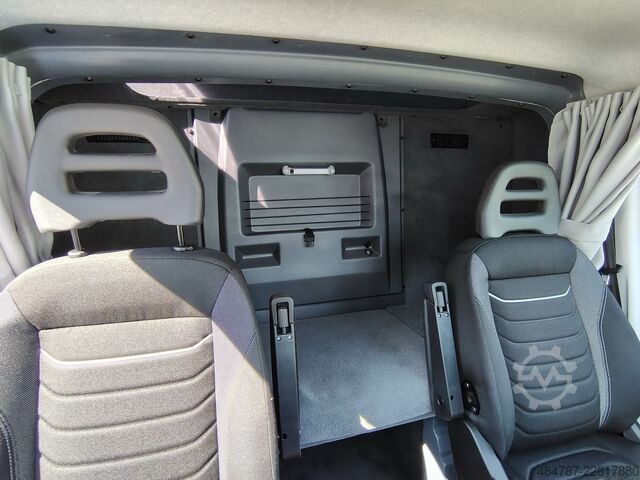 Curtain sider van IVECO Daily 70C18HA8 Plane LBW BackSleeper SOFORT