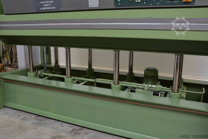 Furnierpresse Sormec PRASA DO FORNIROWANIA