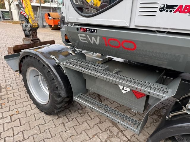 Escavatore gommato WACKER Neuson EW 100 Allradlenkung Pratze 30 km/h VOLL