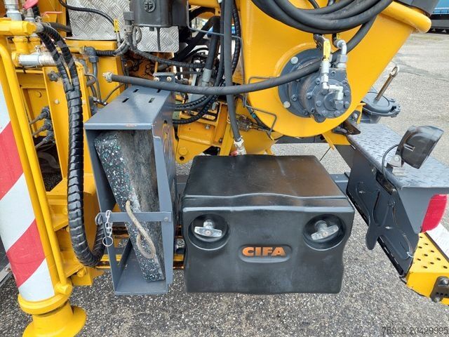 Caminhão bomba de concreto MAN 35.413 FFD-TM BB CIFA MAGNUM MK 28.4