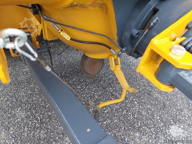 Caminhão bomba de concreto MAN 35.413 FFD-TM BB CIFA MAGNUM MK 28.4