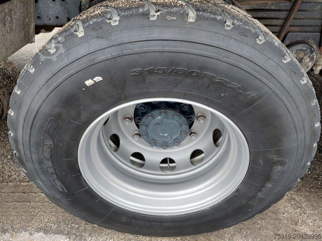 Caminhão bomba de concreto MAN 35.413 FFD-TM BB CIFA MAGNUM MK 28.4