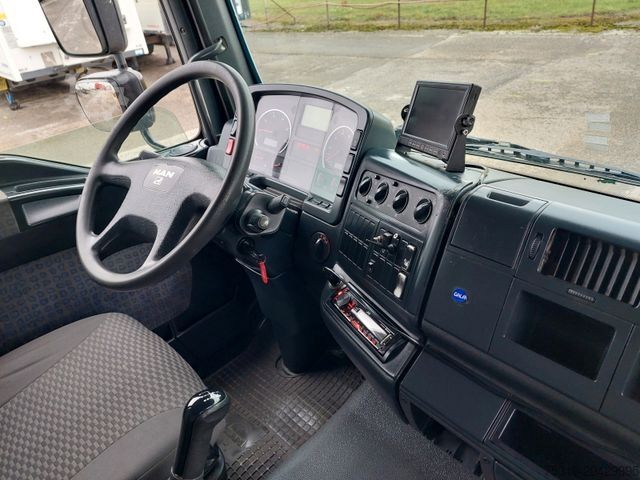 Caminhão bomba de concreto MAN 35.413 FFD-TM BB CIFA MAGNUM MK 28.4